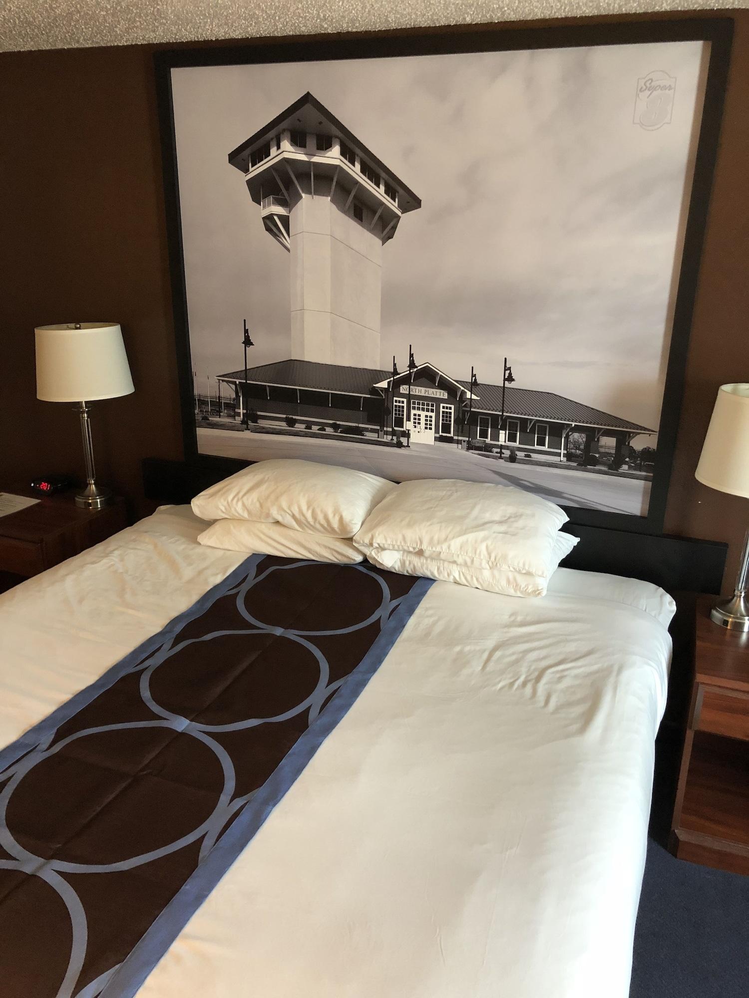 Super 8 By Wyndham North Platte Motel Bagian luar foto