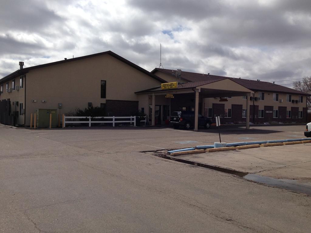 Super 8 By Wyndham North Platte Motel Bagian luar foto